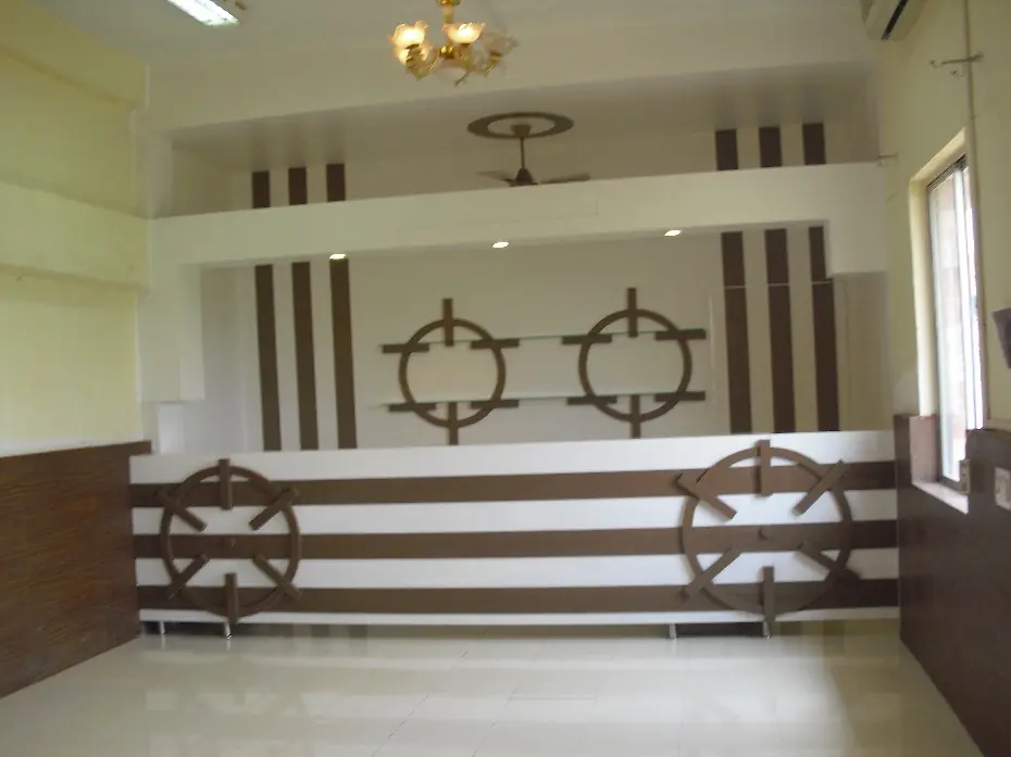 Restaurant feature wall with wheel motifs